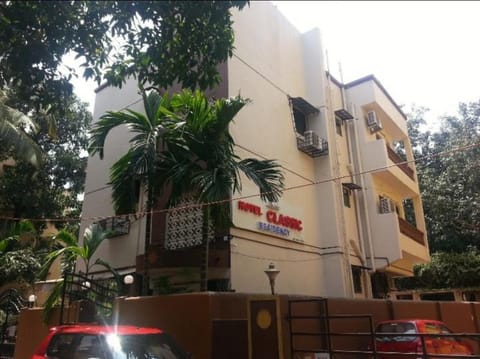 Property building, Day, Parking