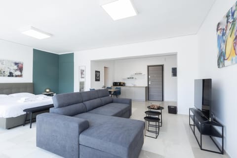 Communal lounge/ TV room, Living room