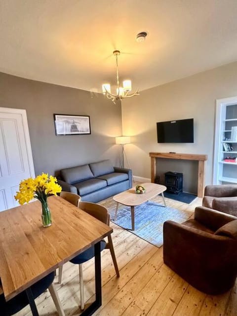 Home Sweet Home, Central Apartment in Inverness
