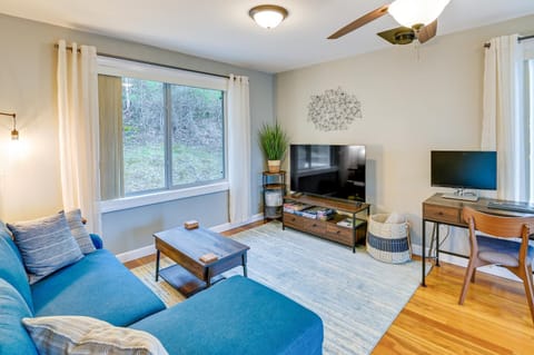 Saratoga Springs Vacation Rental with Lake Views! House in Saratoga Lake