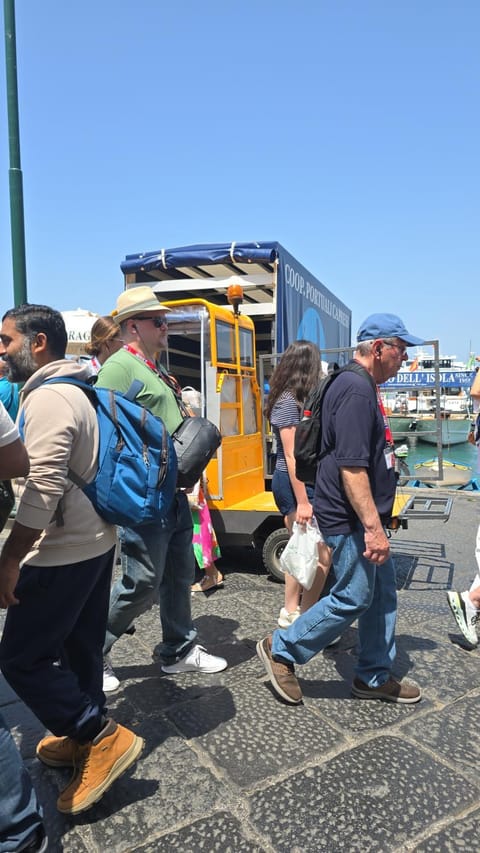 Capri Aquarium Family House in Marina Grande
