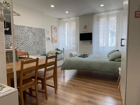 Holiday Studio in Centro Storico Intra Apartment in Intra