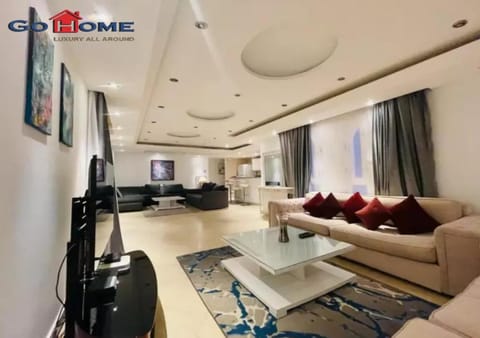 Communal lounge/ TV room, TV and multimedia, Living room, Seating area, Evening entertainment
