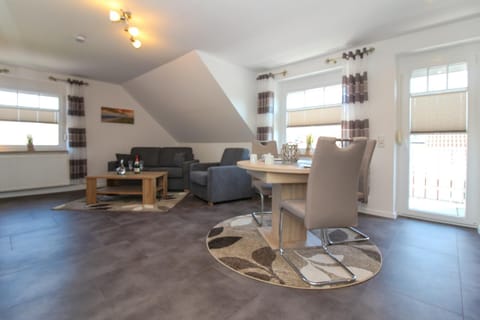 Kitchen or kitchenette, Living room, Seating area