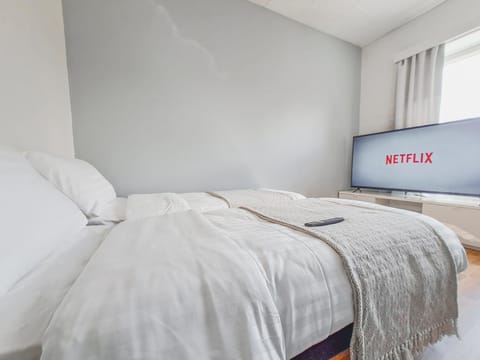 Bed, TV and multimedia