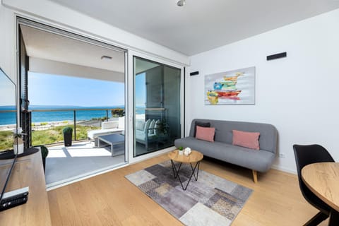 Balcony/Terrace, Living room