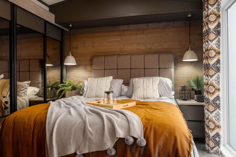 Bed, Bedroom