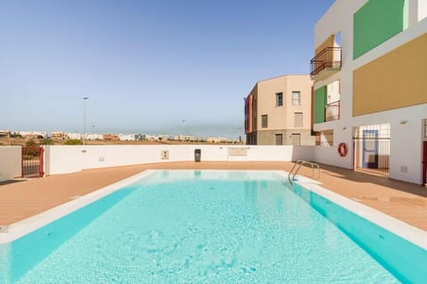 Coffee/tea facilities, Swimming pool, Swimming pool