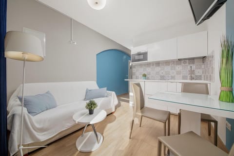 Serviced Family Suite by the sea, Mezaninе lеvеl Bed and Breakfast in Bol