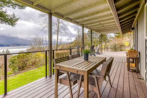 Gorge View House in Stevenson