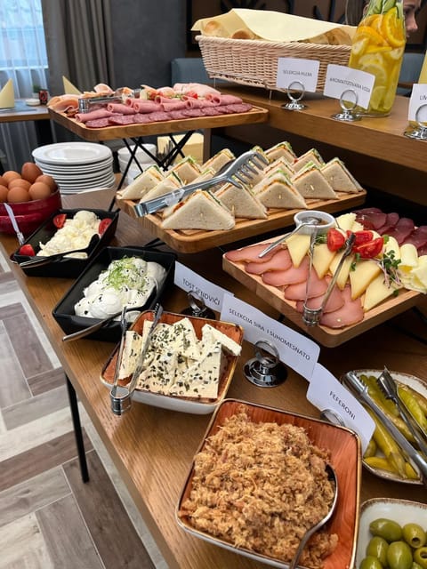 Food and drinks, Food, Breakfast, Buffet breakfast