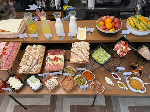 Food and drinks, Food, Breakfast, Buffet breakfast