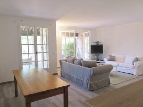 Mas rénové 2 chambres avec piscine à 1km de la plage de Gigaro - FR-1-726-13 Apartment in Ramatuelle