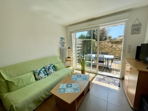 Appartement 2 pièces à Quiberon - 43m², proche plage et commerces, rez-de-jardin avec terrasse et parking - FR-1-478-245 Apartment in Quiberon