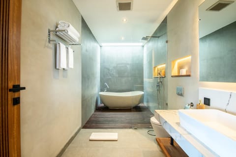 New 5BR Villa beach at 200m Canggu Villa in Mengwi