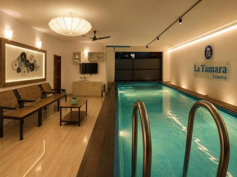 Property building, Swimming pool