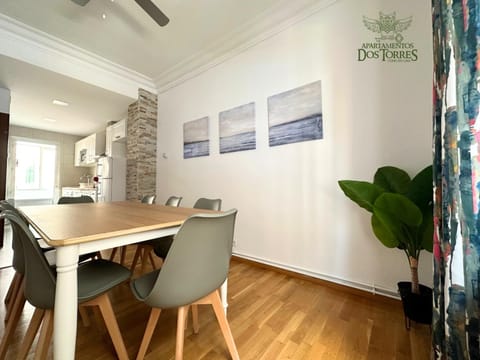 Seating area, Dining area