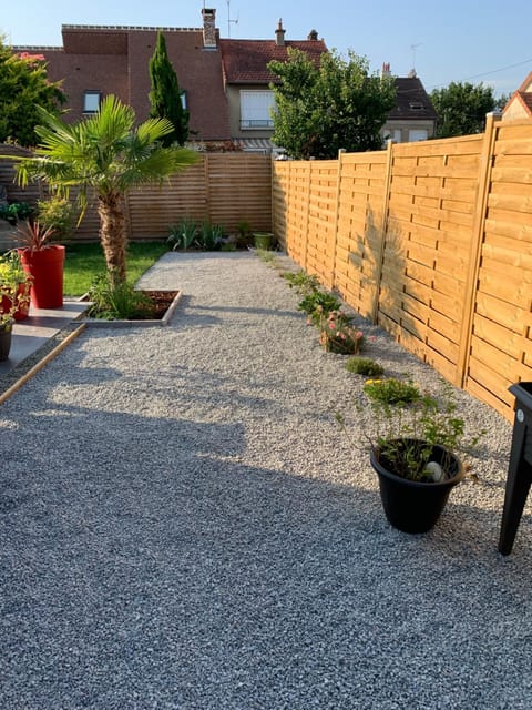 JOUANNEAU Bed and Breakfast in Le Mans