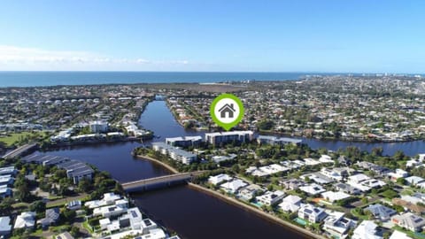Property building, Bird's eye view, City view, River view