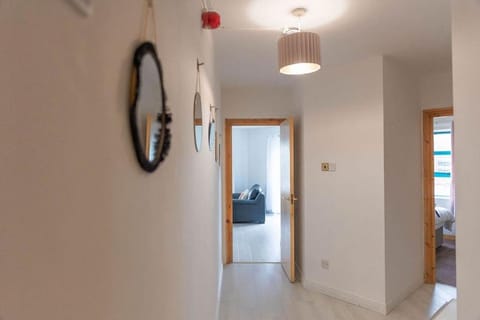 City Centre Riverview Apartment Apartment in Londonderry