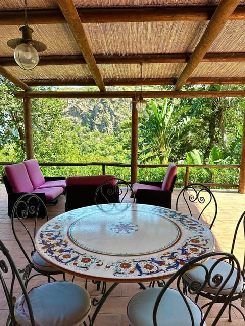 Patio, Balcony/Terrace