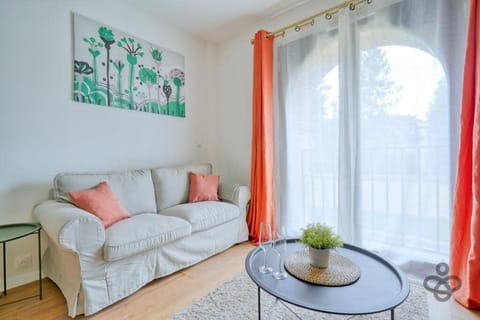 La Halle Du Roi Parking Insead Apartment in Fontainebleau