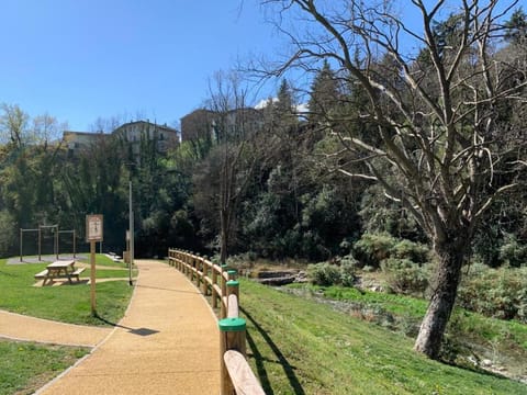 Nearby landmark, Natural landscape