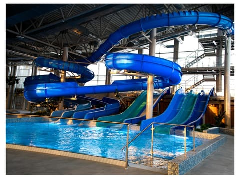 Aqua park, Swimming pool