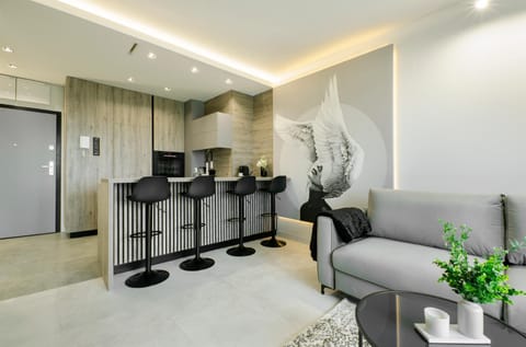 Kitchen or kitchenette, Seating area