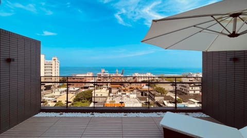 View (from property/room), Balcony/Terrace