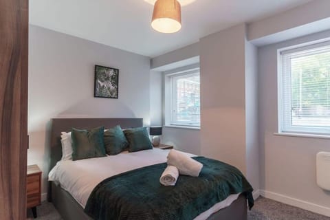 Contemporary 1 Bedroom Apartment in Liverpool Apartment in Liverpool