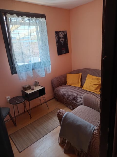 Kucica za odmor Lena I Matija Apartment in Novi Sad