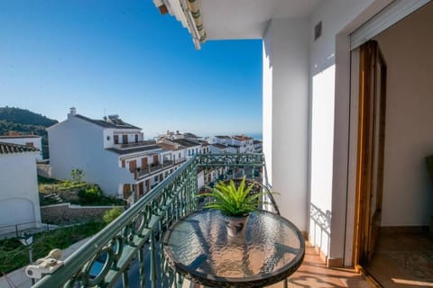 Day, Balcony/Terrace, Mountain view, Sea view