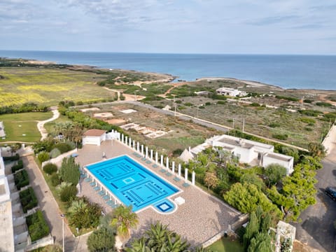 Property building, Day, Natural landscape, Bird's eye view, Pool view, Sea view, Swimming pool