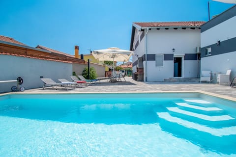 Villa Damjan, Barbariga by Istrabook Villa in Peroj