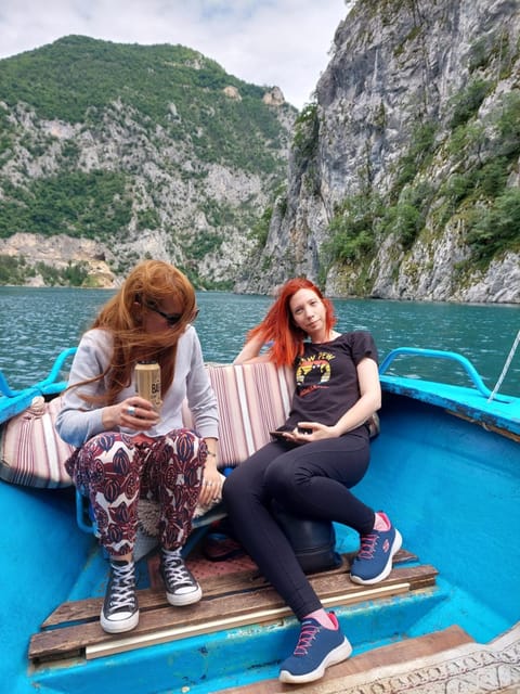 Day, People, Guests, group of guests