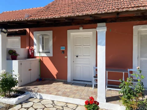 DIONYSIAS house House in Corfu, Greece