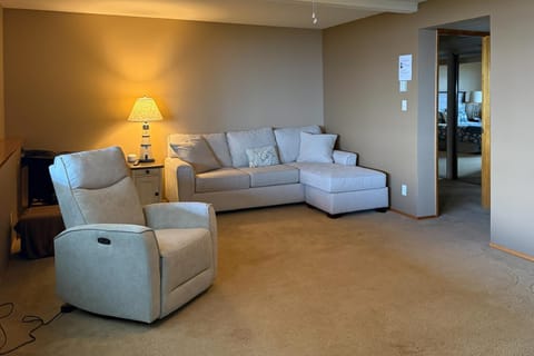 The Sunrise Hideout Apartment in Port Ludlow