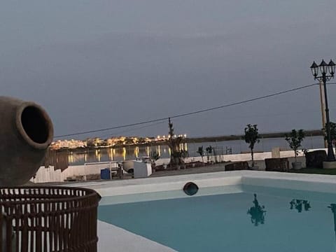 Lake view, Swimming pool