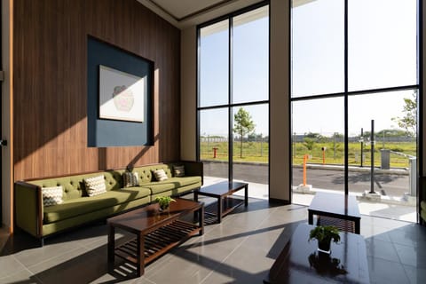 Communal lounge/ TV room