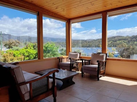 Stunning Water front view House at Kettering House in Tasmania