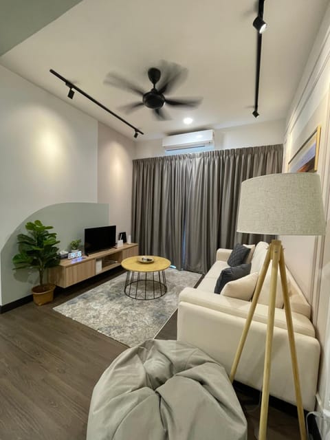 TV and multimedia, Living room, fireplace, air conditioner