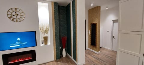 TV and multimedia, wardrobe