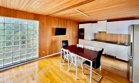 Communal lounge/ TV room, Communal lounge/ TV room, Kitchen or kitchenette