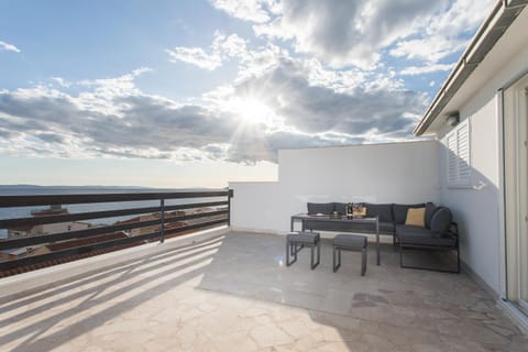 Day, View (from property/room), Balcony/Terrace, Sea view
