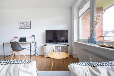 TV and multimedia, Evening entertainment