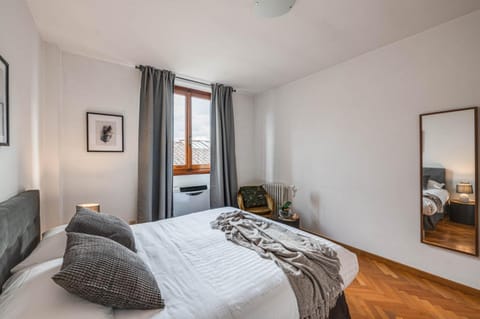 Apartments Florence- Accademia Charme Apartment in Florence