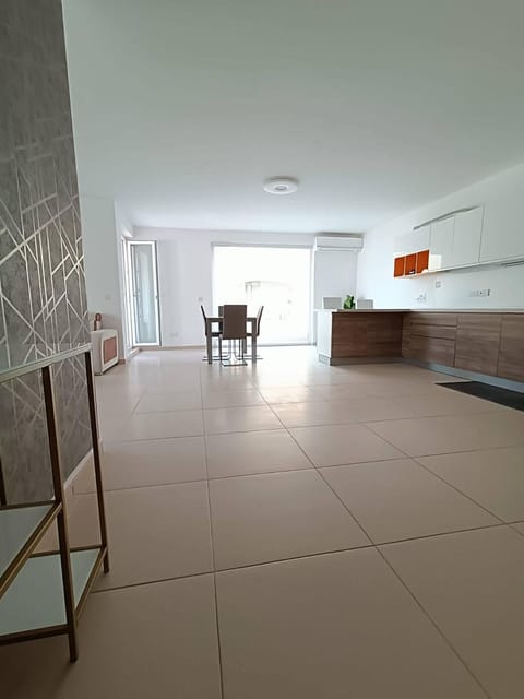 Cosy 2BED apartment in Manikata by Homely Apartment in Malta