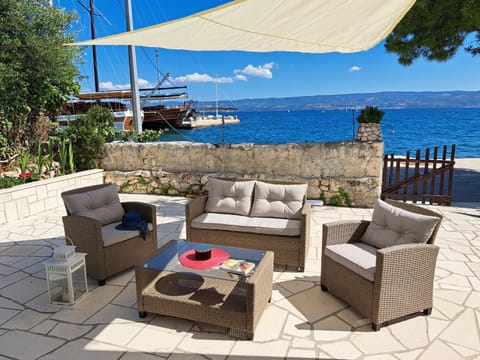 Day, Natural landscape, Seating area, Sea view, Sunrise, Sunset