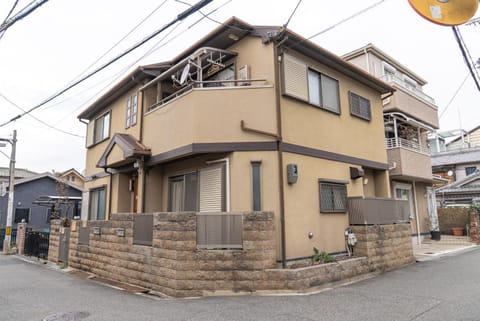 Property building, Day, Neighbourhood, Street view